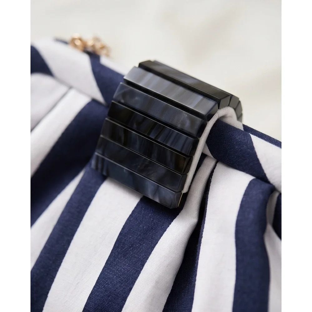 Tommy Bahama Navy Blue White Striped Pleated Clutch Bag Gold Chain Strap - Picture 4 of 9